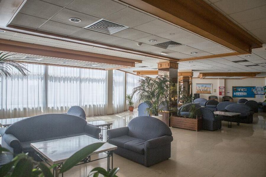 Polycarpia Hotel Pernera ภายนอก รูปภาพ